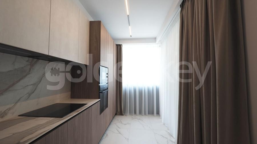 Apartament cu 4 camere semidecomandat, mobilat în Aviatorilor
