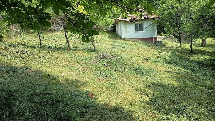 Vand teren intravilan cu utilita?i - 5
