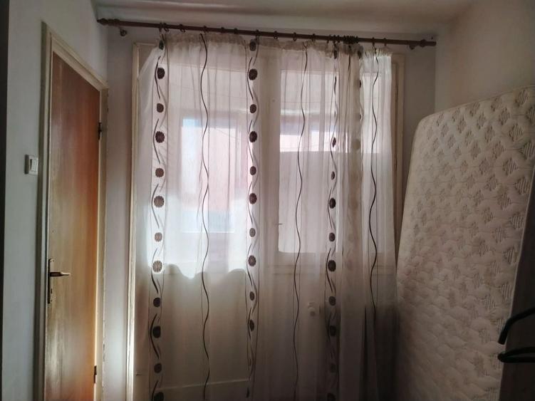 Garsonieră semidecomandată în Titan