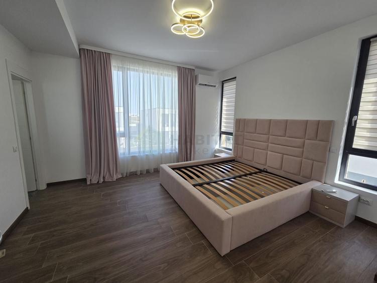 Casă individuală cu 5 camere cu Canalizare în Tunari