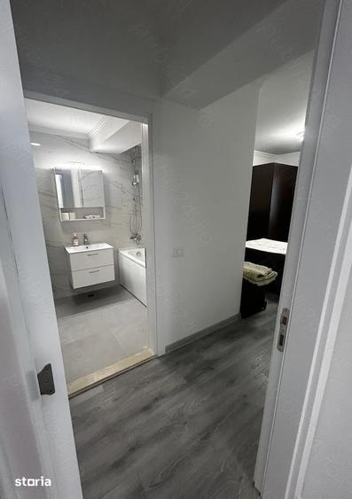 Apartament cu 3 camere decomandat, mobilat în Energia