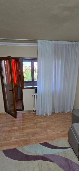 Apartament cu 2 camere decomandat, mobilat în Basarabia