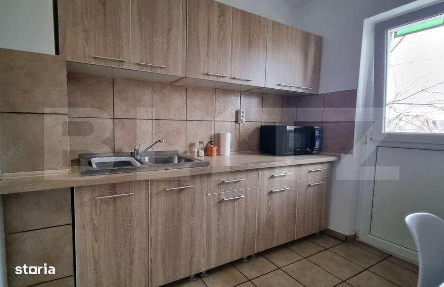Apartament cu 3 camere decomandat în Nufărul