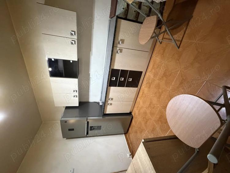 Apartament cu 3 camere semidecomandat în George Enescu