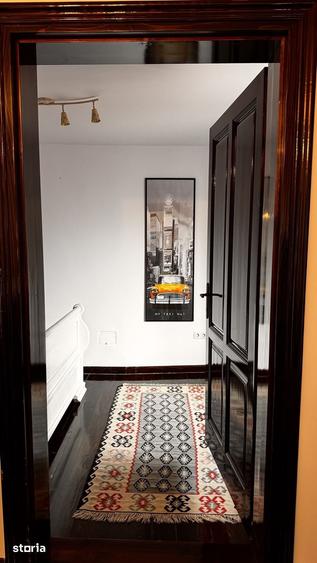 Apartament cu 3 camere în Ultracentral