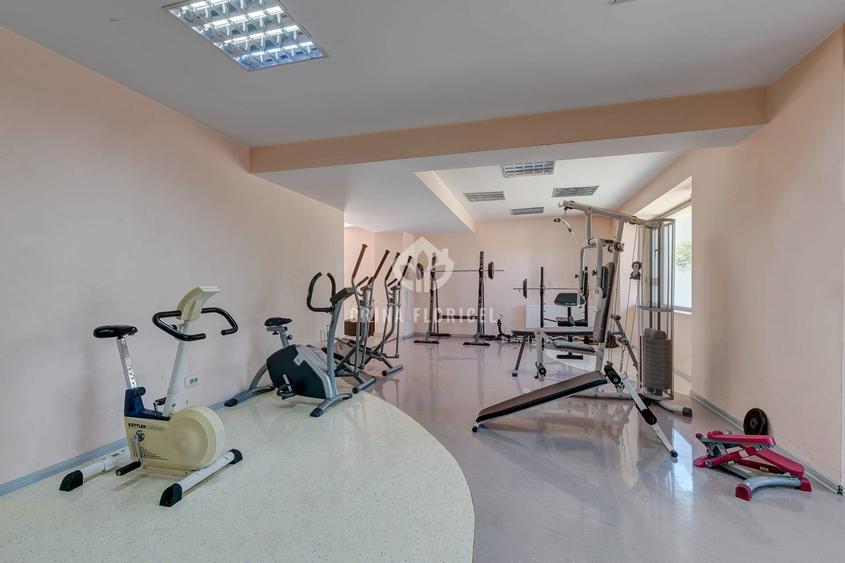 Apartament cu 3 camere semidecomandat, mobilat în Pantelimon