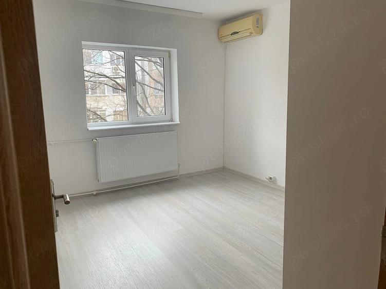 Apartament cu 2 camere decomandat în Republicii