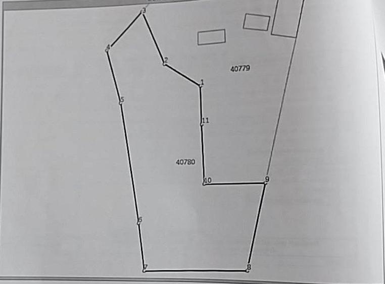 Teren Construcții intravilan de 800 mp, în Centrul Civic