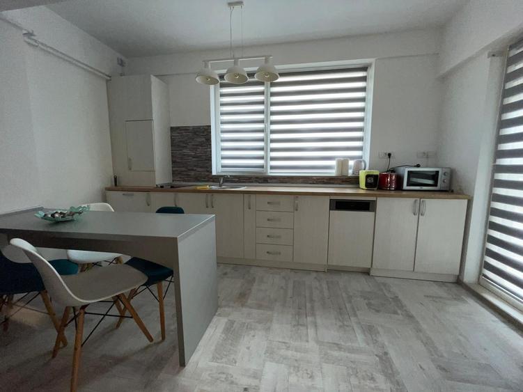 Apartament 2 camere  Mamaia zona hotel Opera  350 euro - 5