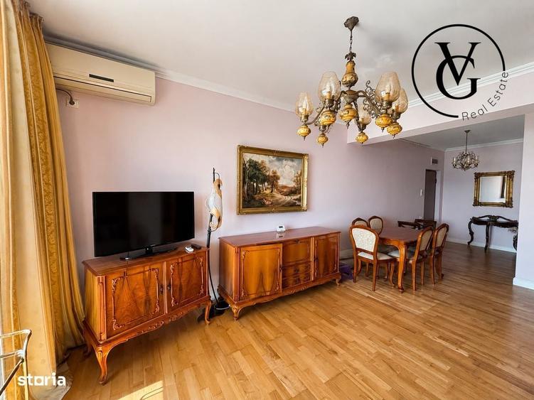 Apartament cu 3 camere semidecomandat în Central