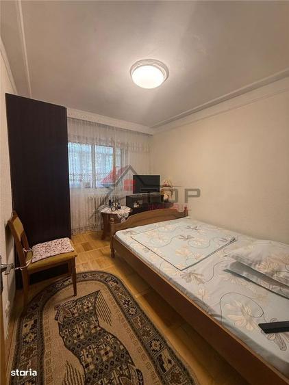 Apartament cu 3 camere decomandat în Aleea Tudor Neculai