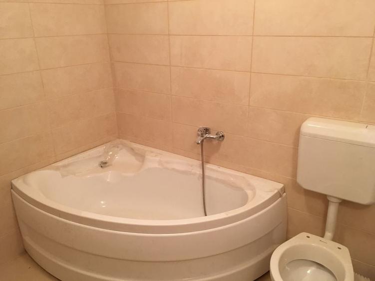 Apartament cu 2 camere decomandat în Dobroești