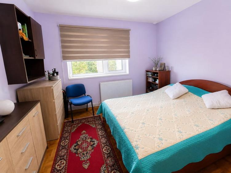 Apartament cu 3 camere decomandat în Tomis Nord
