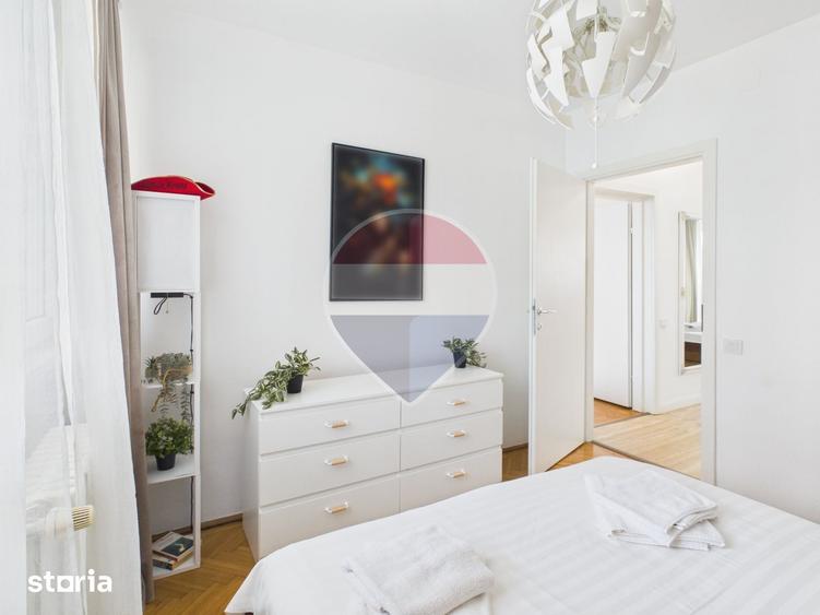 Apartament cu 3 camere în Tei