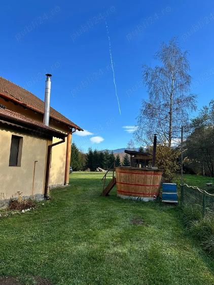 Casă cu 4 camere cu Teren 3400 Mp în Porumbacu de Sus