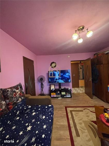 Apartament cu 3 camere decomandat în Decebal