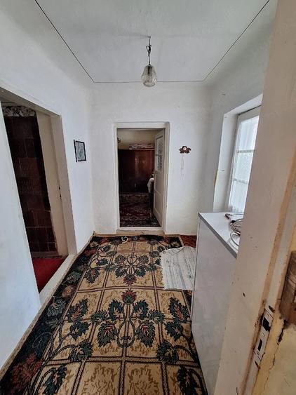 Casă cu 6 camere cu Teren 2080 Mp în Topraisar