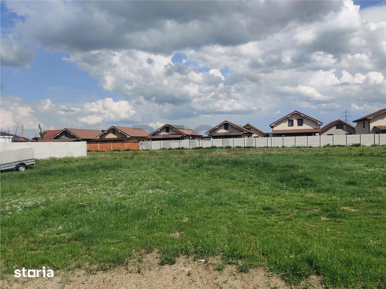 Teren de 800 mp, în Sântandrei