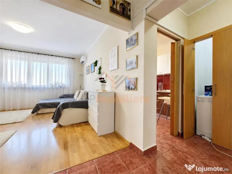 Apartament cu 3 camere decomandat în Sânmartin