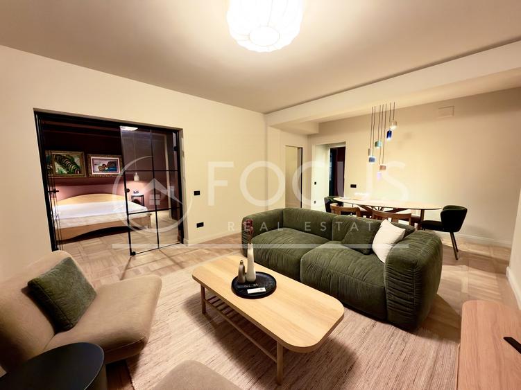 Apartament cu 3 camere semidecomandat, mobilat în Calea Victoriei