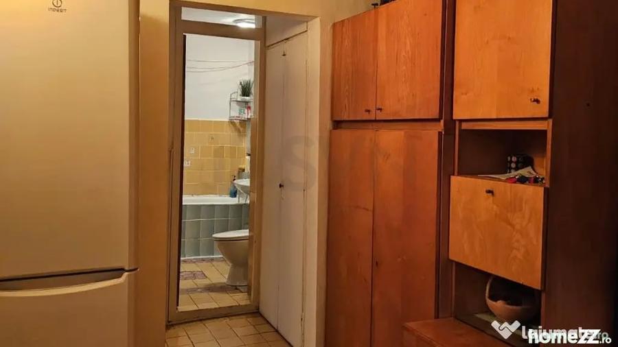 Garsonieră decomandată în Băneasa