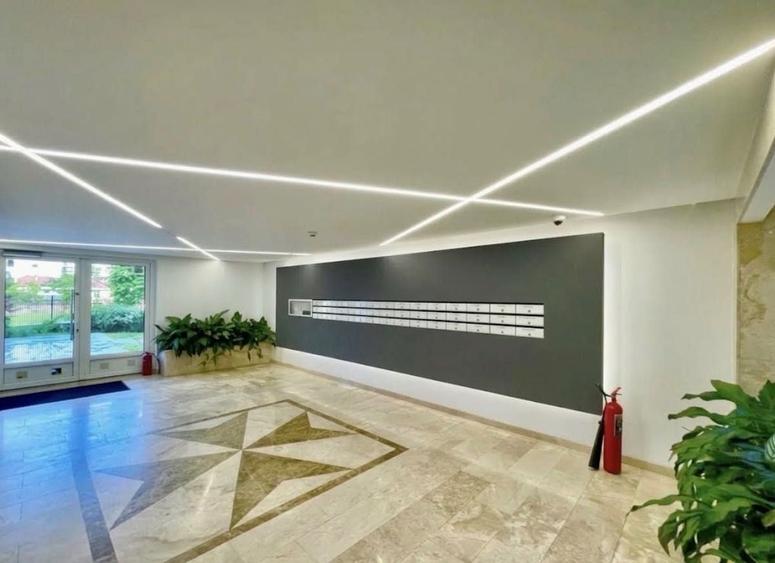 Apartament cu 2 camere semidecomandat în Sisești