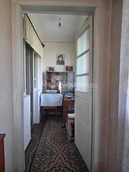 Casa 2 camere, teren 303 mp, Campina