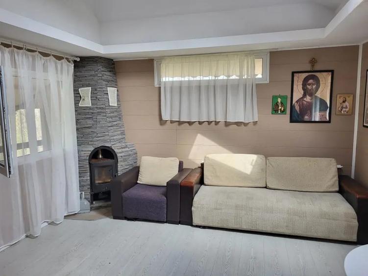 Casă cu 3 camere în Central