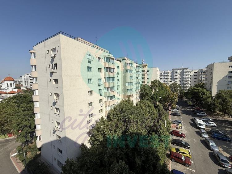 Apartament cu 2 camere semidecomandat în Vitan Mall