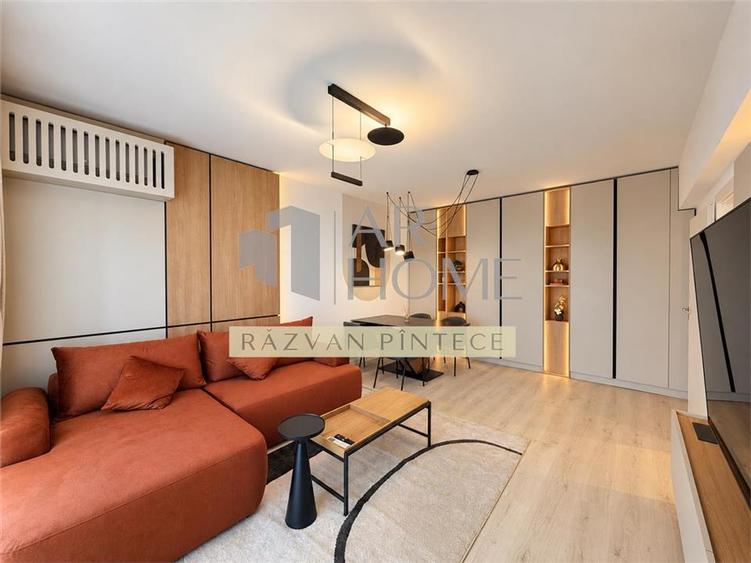 Apartament cu 3 camere decomandat, mobilat în Albert