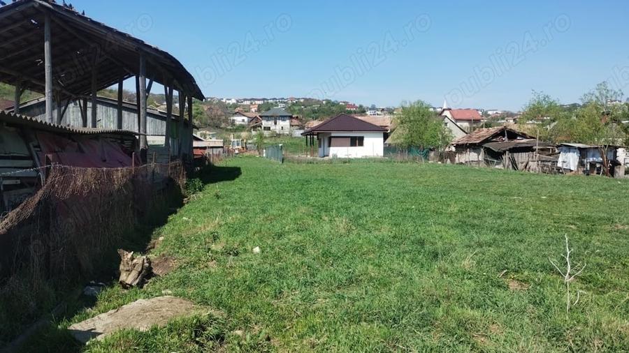 Teren de 580 mp, în Dezmir