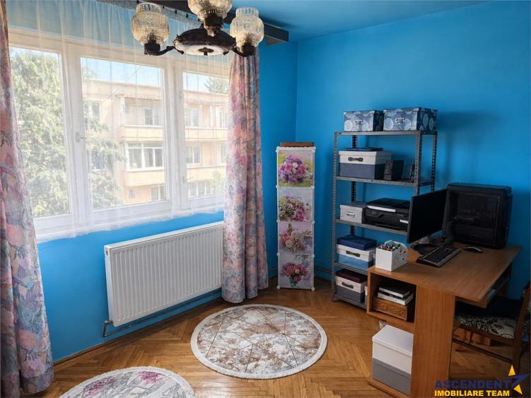 Apartament cu 2 camere semidecomandat în Astra