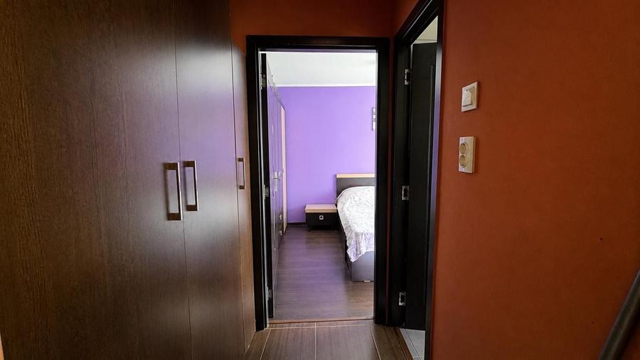 Apartament cu 4 camere, mobilat în Soarelui