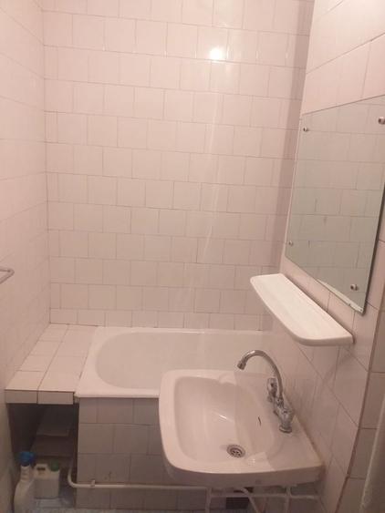 Apartament cu 3 camere semidecomandat în 23 August