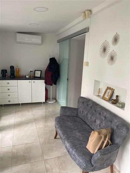 Spațiu comercial, de 60 mp, în Sud