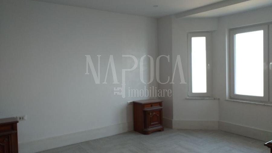 Casă individuală cu 4 camere cu Canalizare în Dezmir