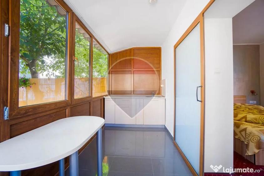 Casă cu 4 camere cu Teren 179 Mp în Central