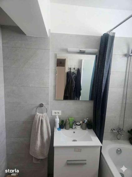 Apartament cu 2 camere decomandat, mobilat în Central