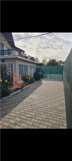 Casă individuală cu 3 camere cu Canalizare în Smeeni