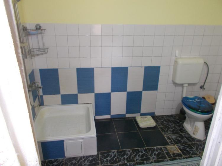 Casă individuală cu 3 camere cu Teren 450 Mp în Central