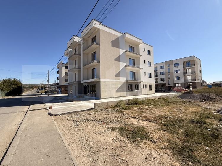 Apartament cu 2 camere decomandat în Est
