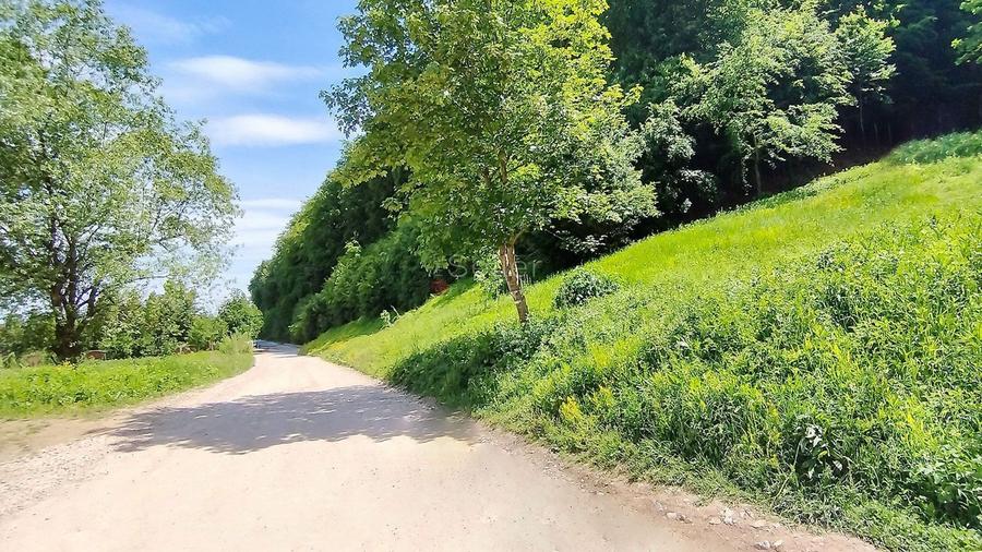 Teren Construcții intravilan de 1000 mp, în Bunloc