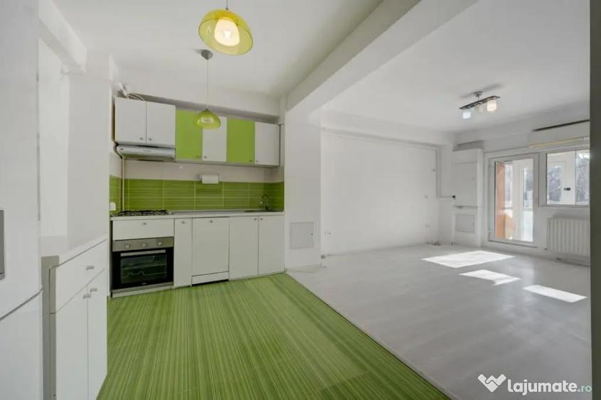 Spațiu comercial, de 51 mp, în Chiajna