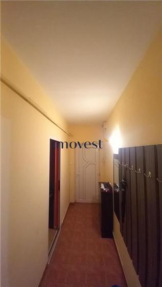 Apartament cu 2 camere decomandat în 14 Mai