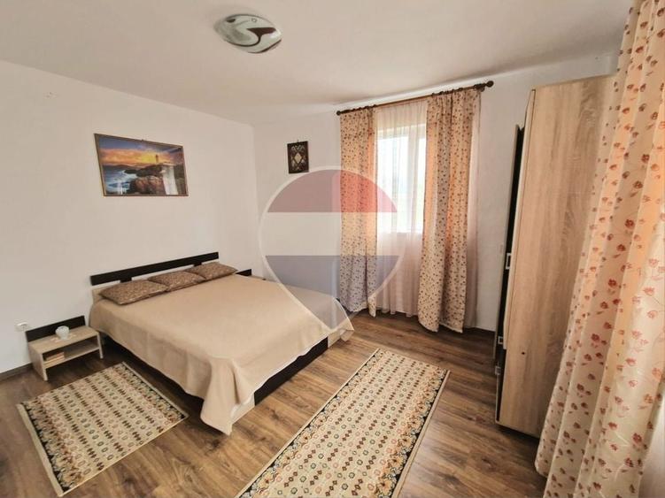 Casă individuală cu 2 camere cu Teren 1002 Mp în Augustin