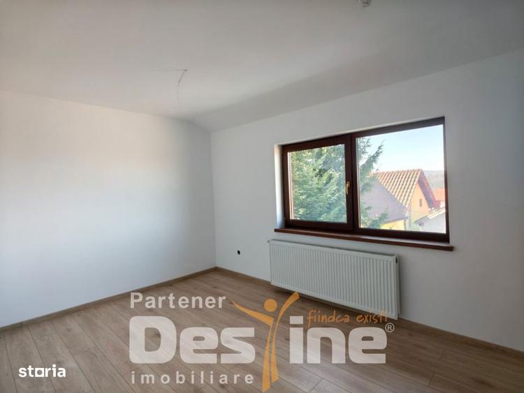 Casă cu 6 camere cu Teren 590 Mp în Bunloc