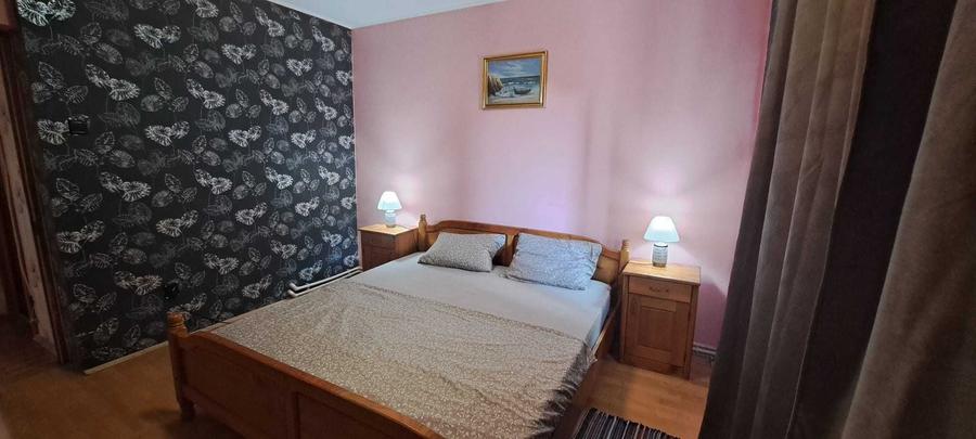Casă cu 3 camere decomandat în Faleza Nord