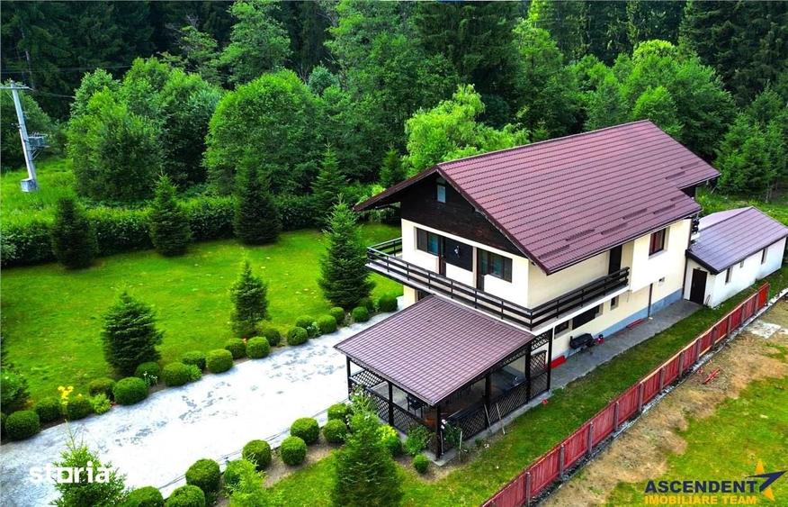 Casă cu 5 camere cu Teren 1700 Mp în Central