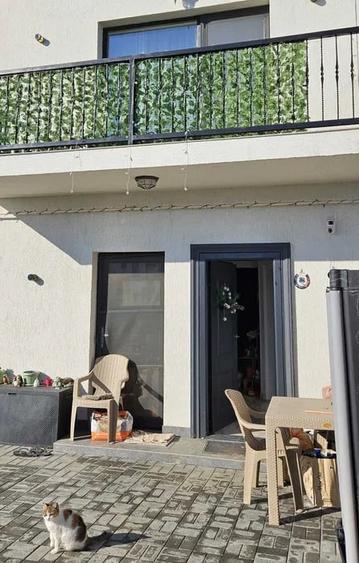 Duplex cu 3 camere cu Canalizare în Popas Păcurari