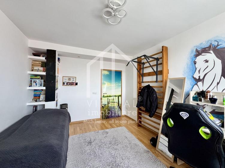 Apartament cu 3 camere semidecomandat, mobilat în Terezian